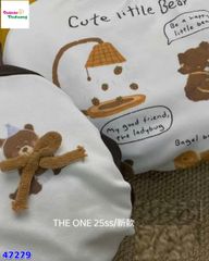 Áo thun kem tay đen thêu gấu