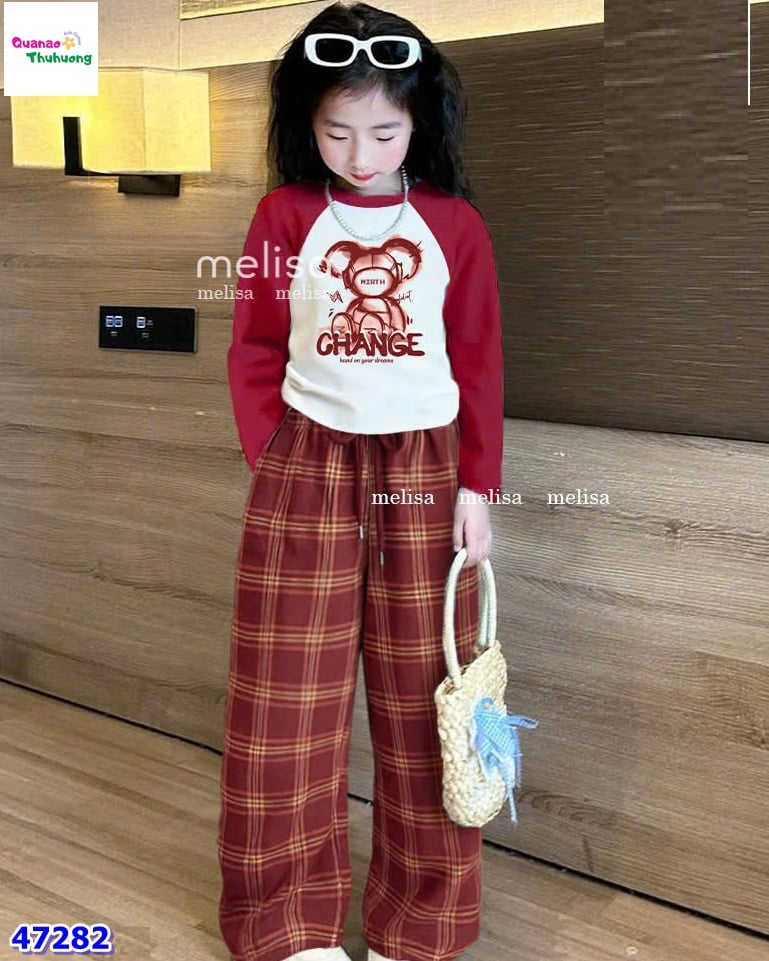Set Melisa đỏ in gấu, quần caro đỏ