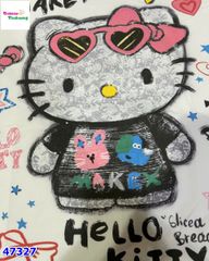 Áo thun trắng Kitty đeo kính