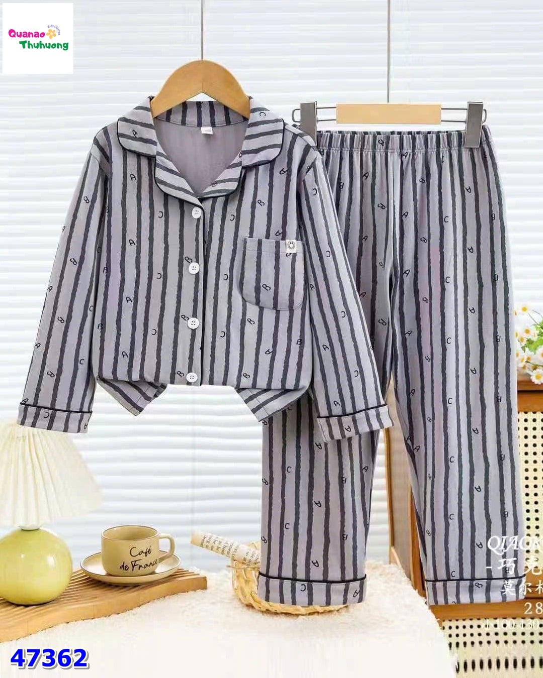 Pyjama sọc xám ABC