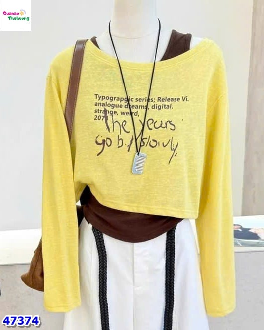 Set 2 áo lệch vai the year vàng