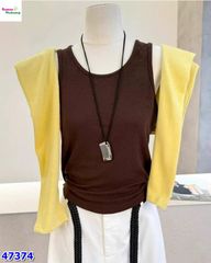 Set 2 áo lệch vai the year vàng