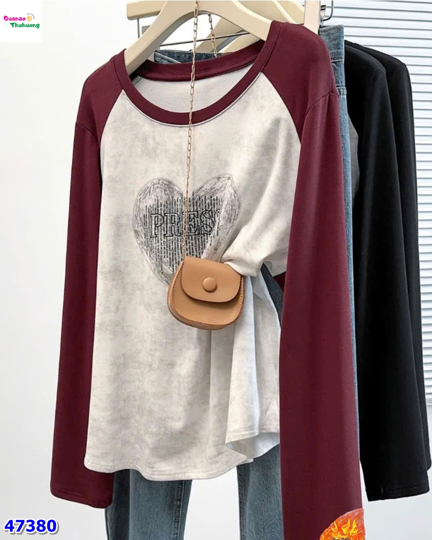 Áo xám trái tim tay đỏ