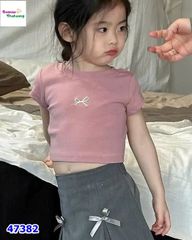 Áo ngắn tay hồng trái tim