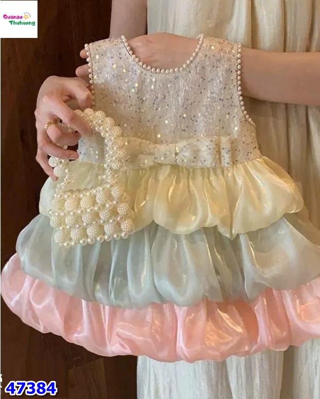 Đầm tiêc kem tầng màu sắc