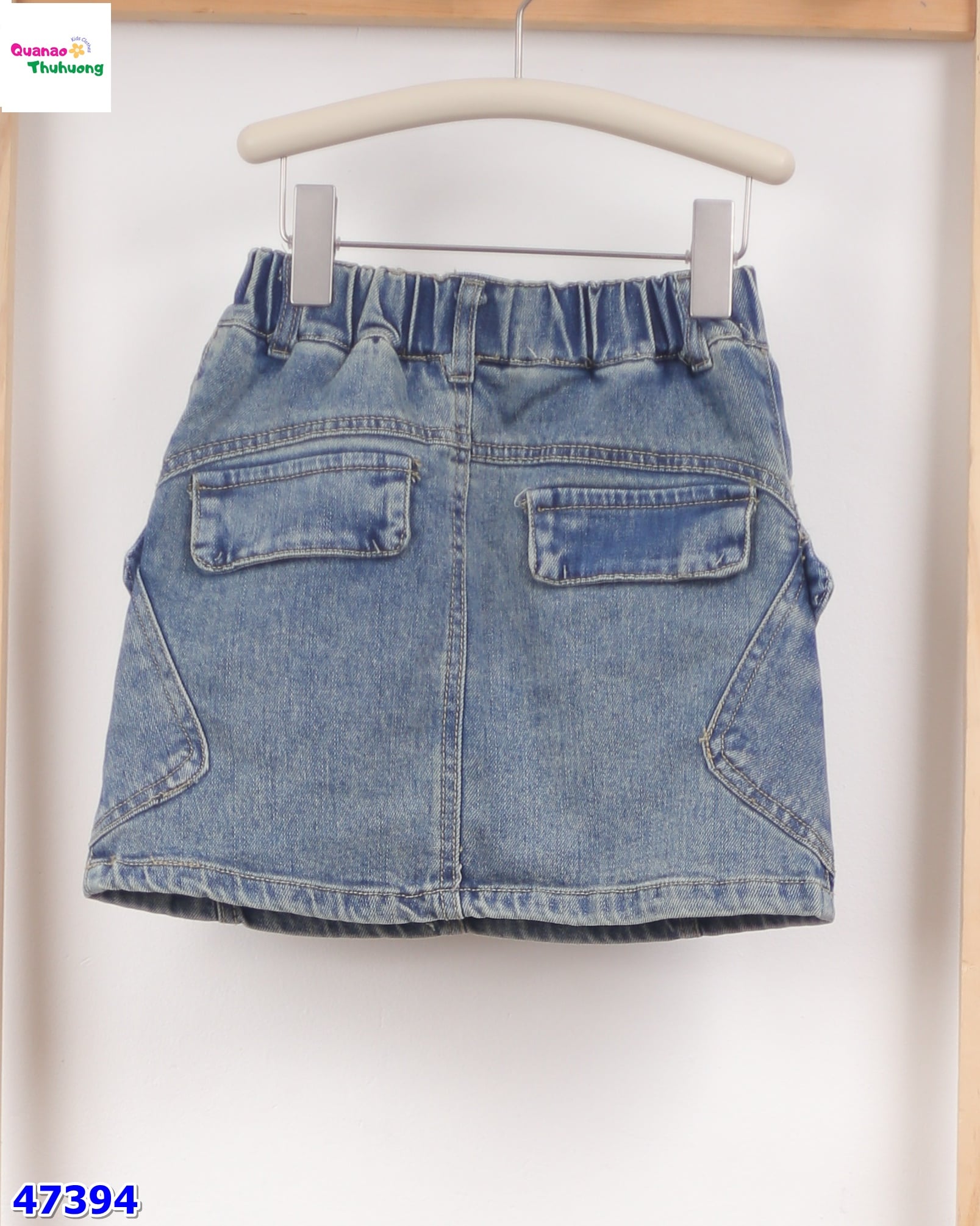 Chân váy jean Syci xanh túi hộp chéo