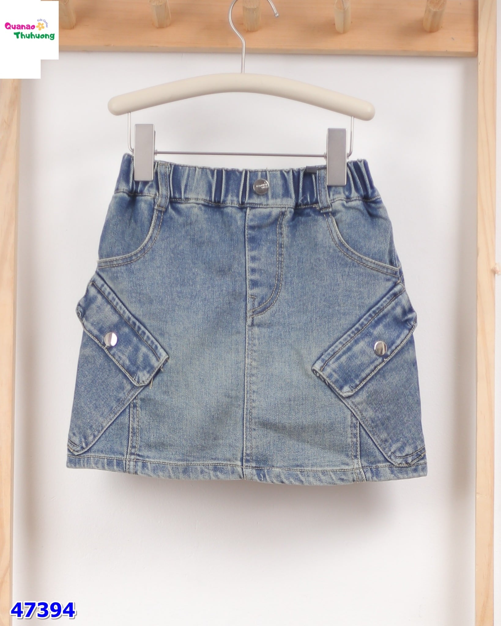Chân váy jean Syci xanh túi hộp chéo