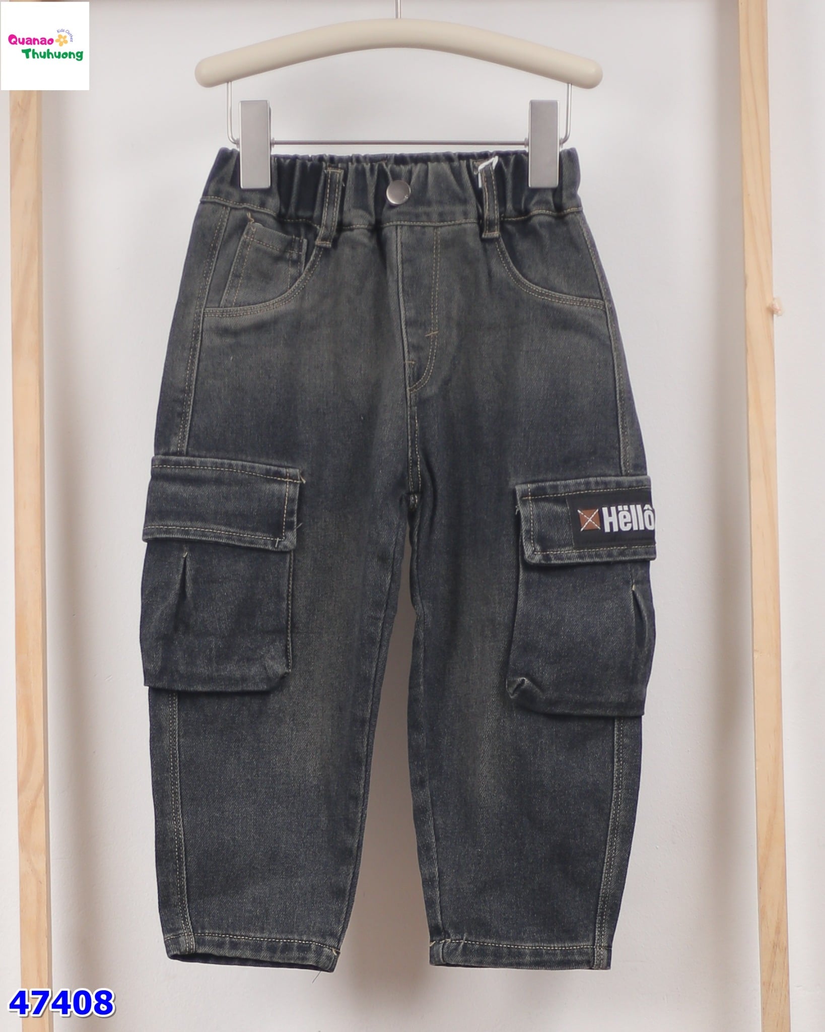Quần jean dài đen túi hộp Hello