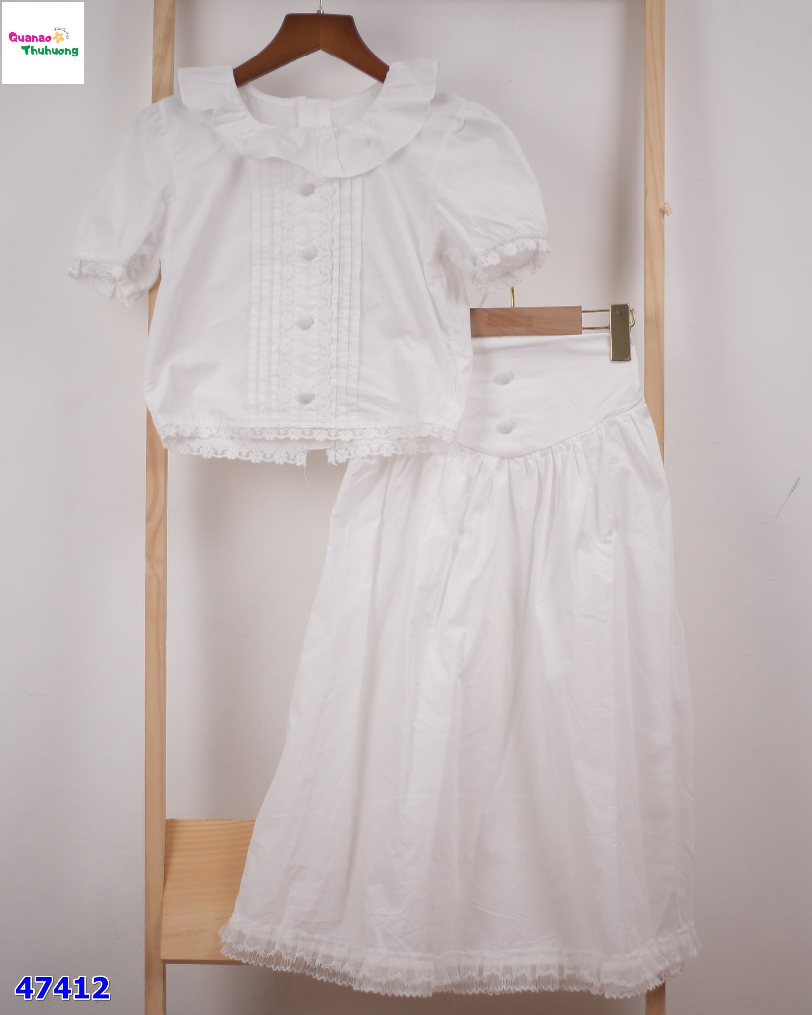 Set váy XXY trắng viền ren