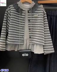 Set 3 món: Cadigan sọc xám, quần xanh