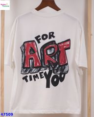 Áo trắng cô gái thỏ