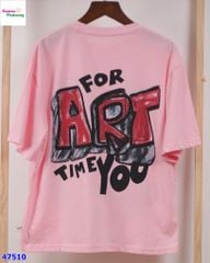 Áo hồng cô gái thỏ