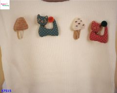 Set áo len kem cây thông , chân váy đỏ chấm bi