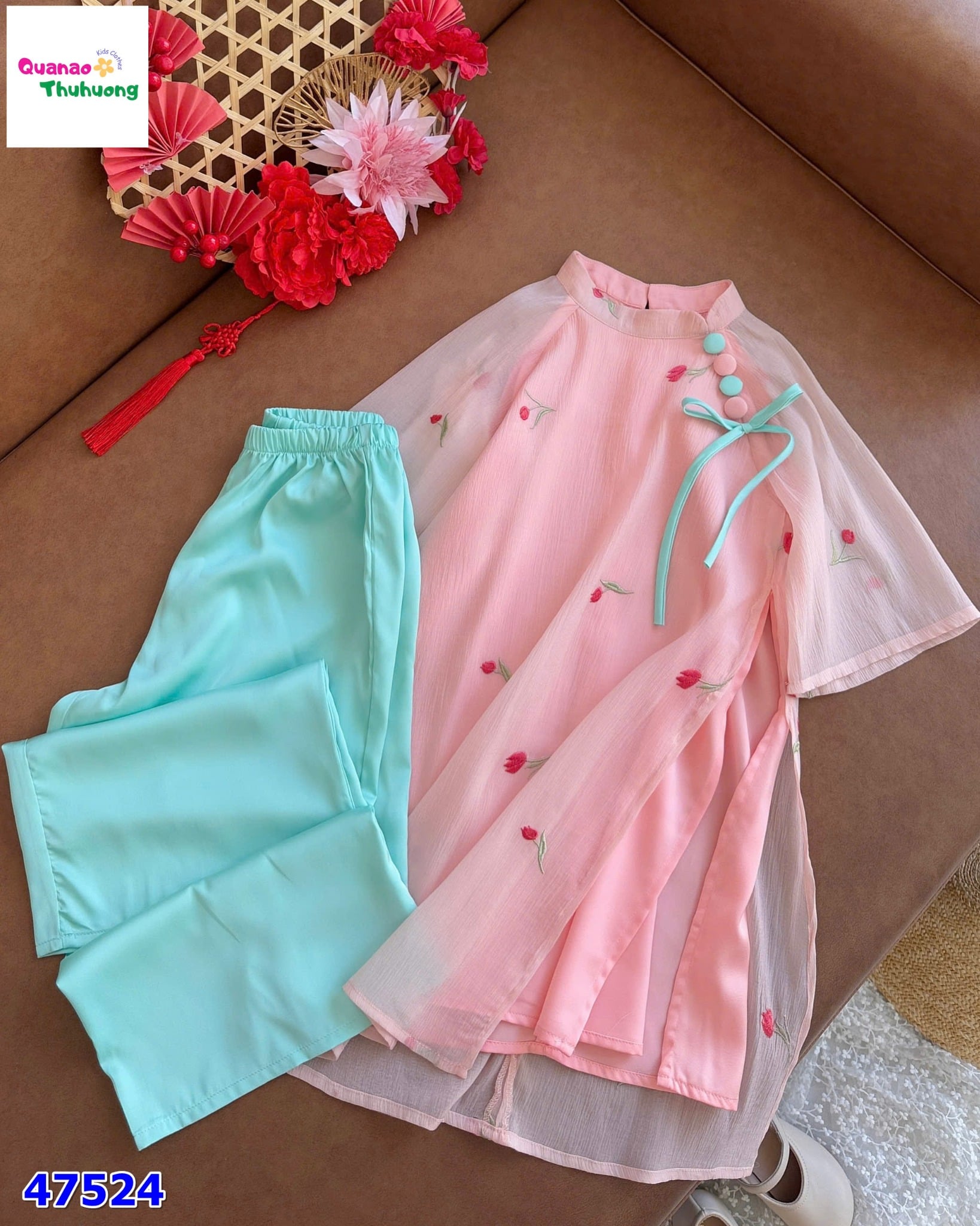 Áo dài Azuri hồng thêu hoa Tulip