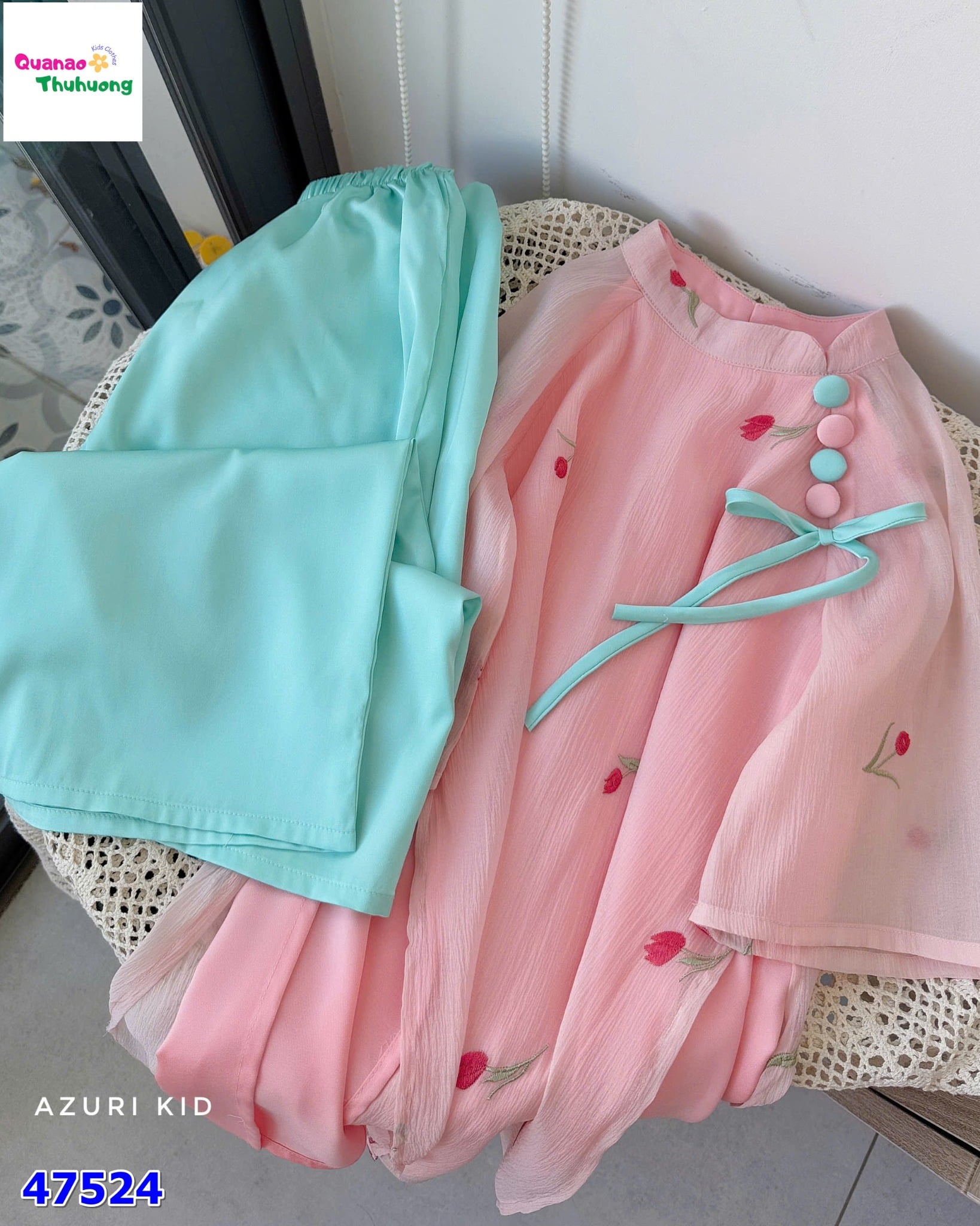 Áo dài Azuri hồng thêu hoa Tulip