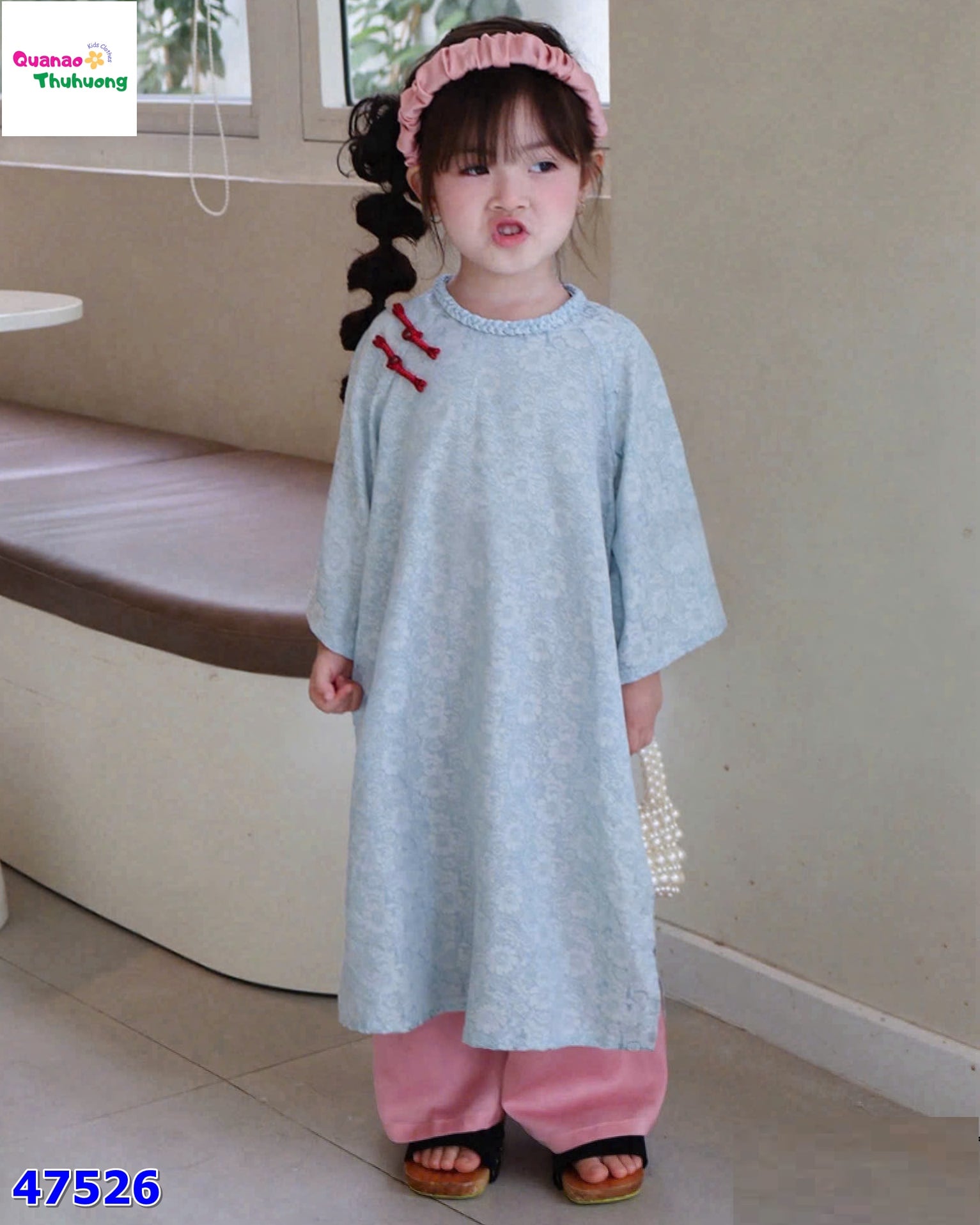 Áo dài Babies Mo lụa xanh (tặng băng đô hồng)