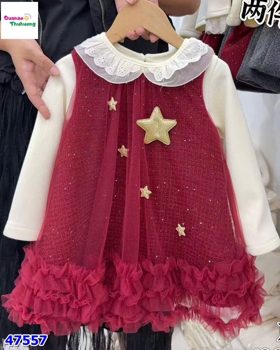 Đầm dạ đỏ ngôi sao