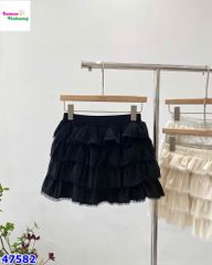 Chân váy đen nhung tầng