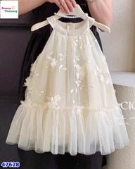 Đầm tiệc Cici màu kem thêu hoa