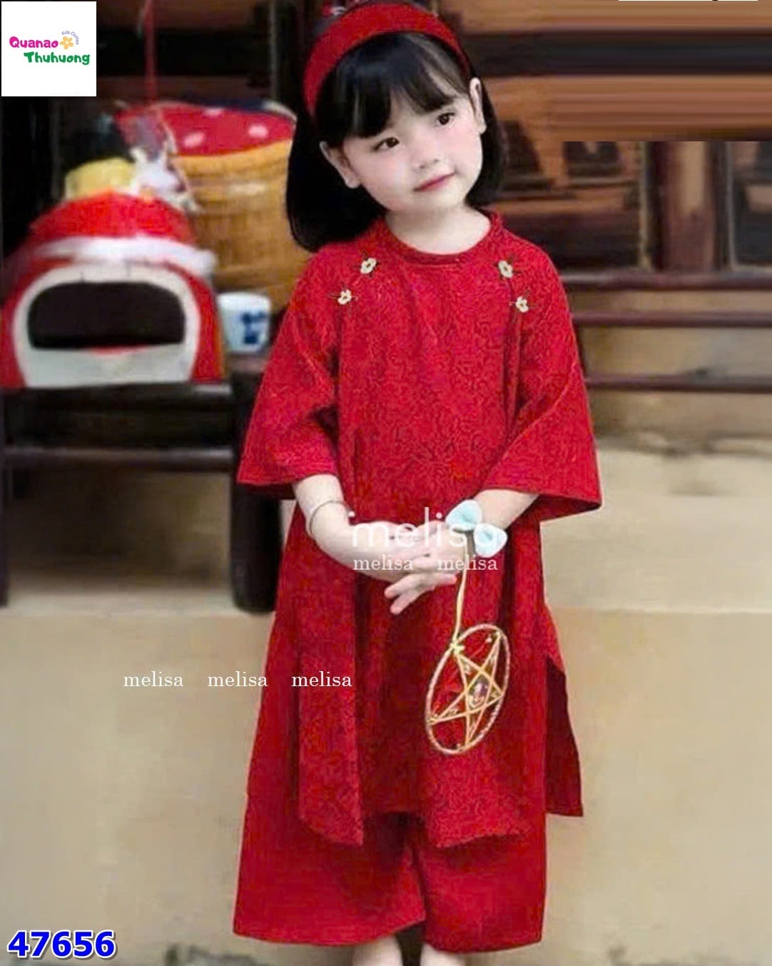 Áo dài MLS đỏ đính 4 bông hoa