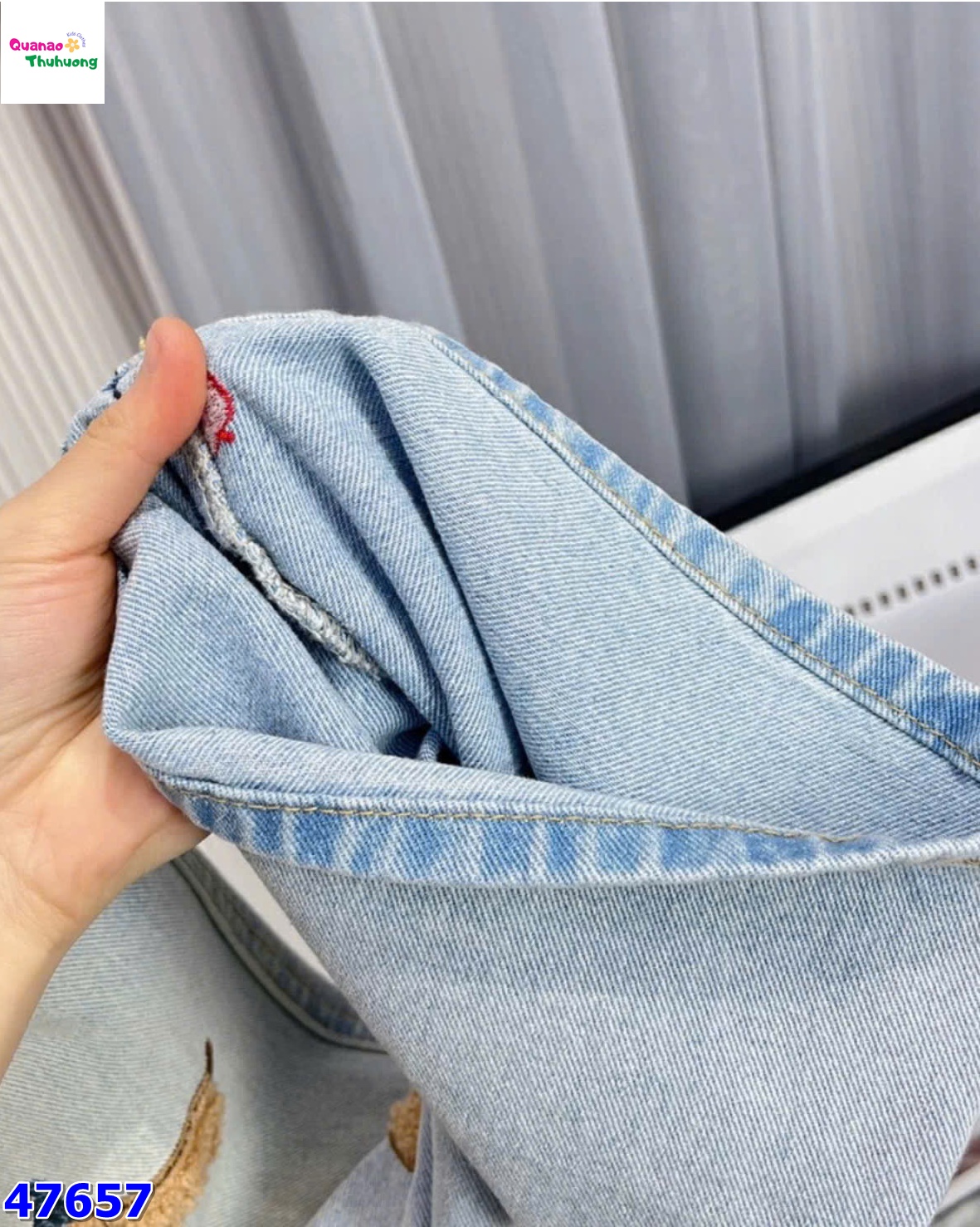 Quần jean dài in cún