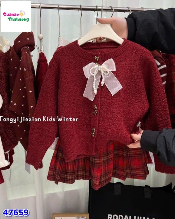 Áo khoác len đỏ (tặng nơ ngọc)