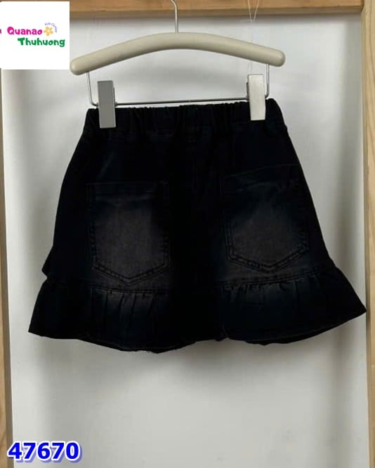 Chân váy jean đen bèo lệch