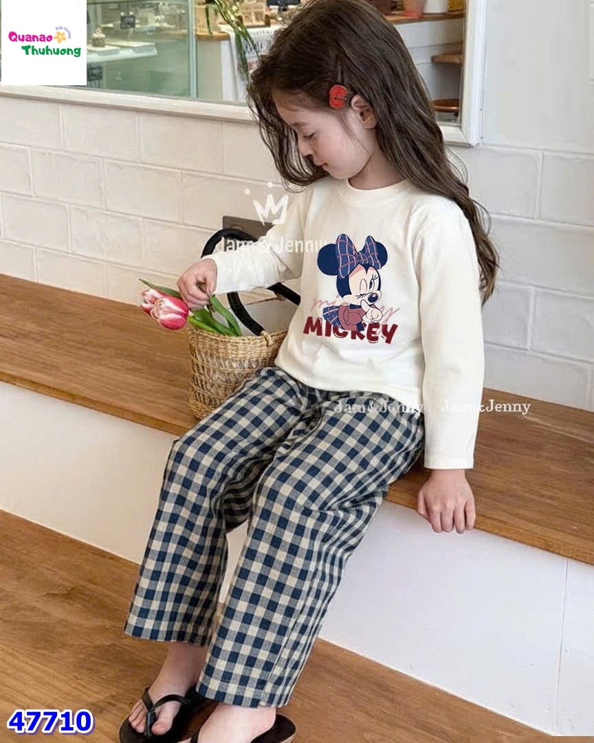 Set MLS trắng Mickey, quần caro đen