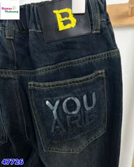 Quần jean dài xanh túi You Are