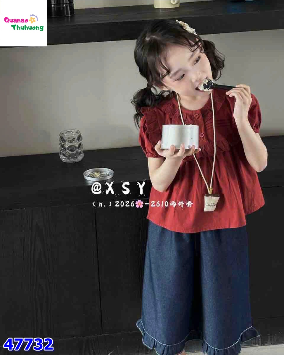 Set bộ áo đỏ viền hoa, quần jean