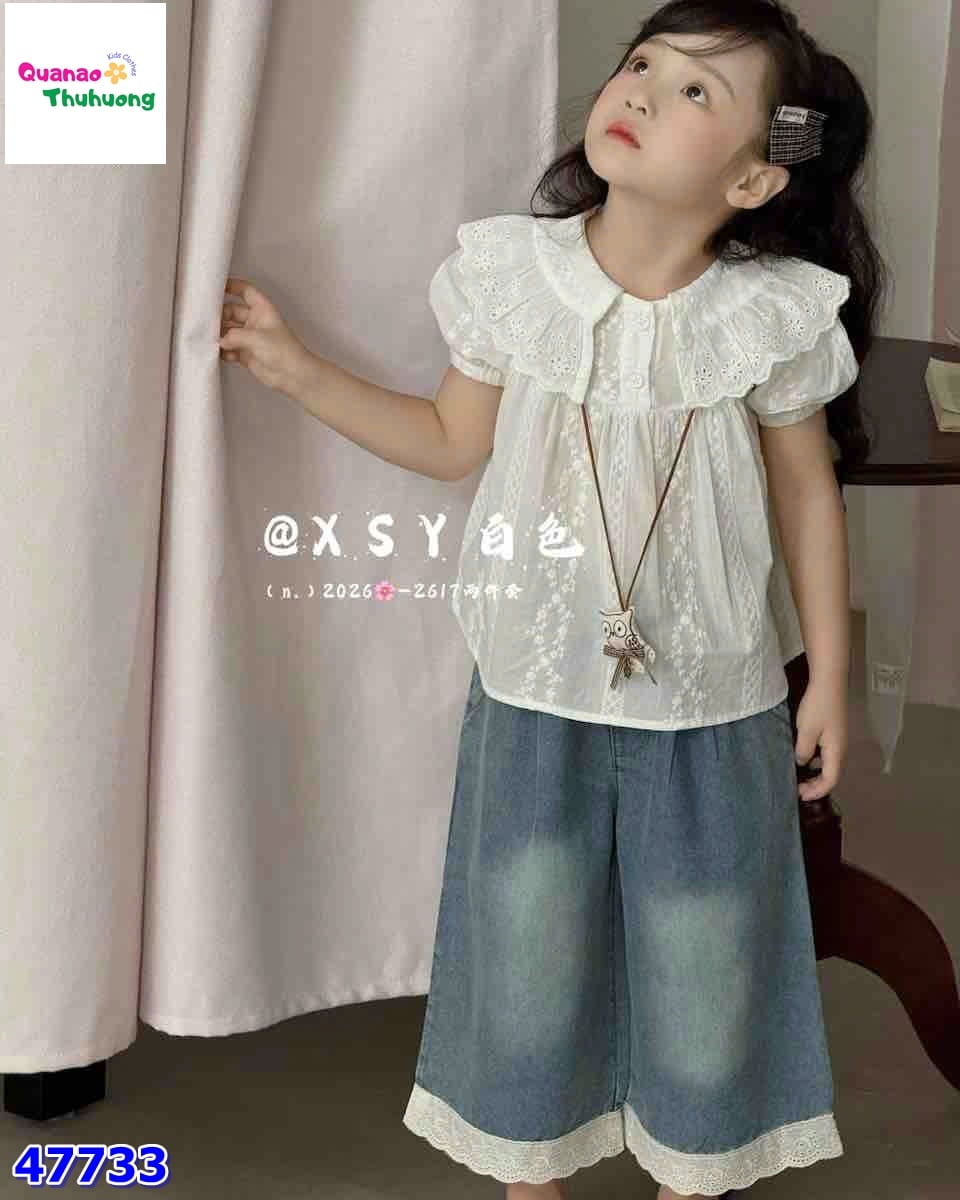 Set bộ áo trắng viền hoa, quần jean