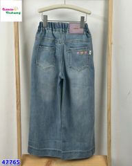 Quần jean xanh dài hoa