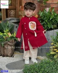 Áo dài Tết màu đỏ chữ An