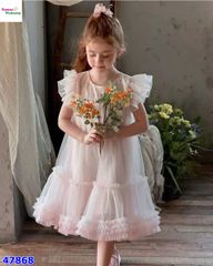 Đầm hồng tay cánh tiên đính cườm