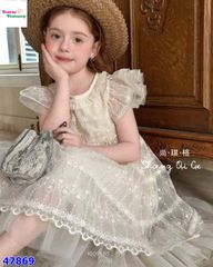 Đầm tiệc kem ren hoa