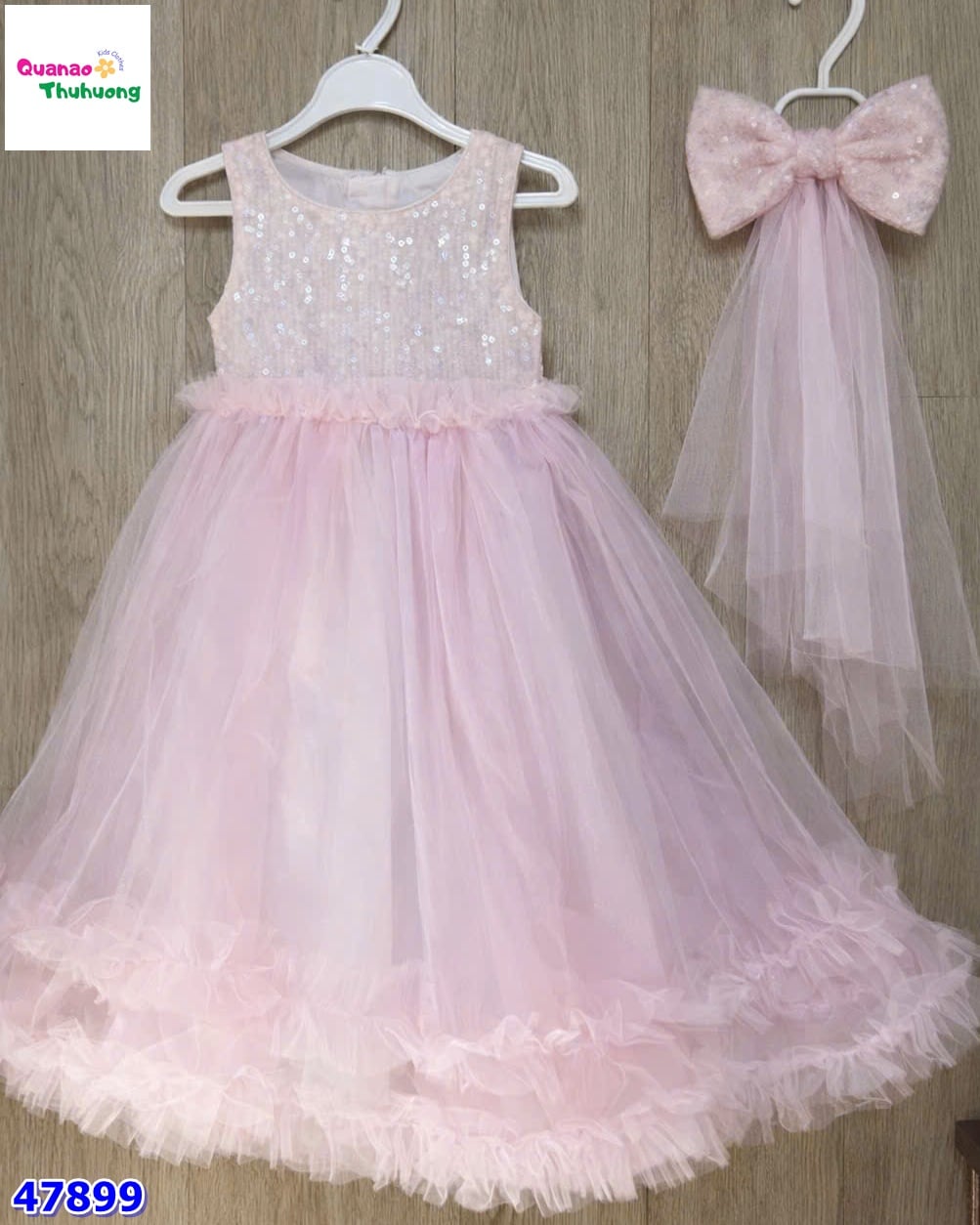 Đầm tiệc hồng đính cườm