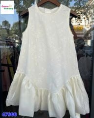 Đầm tiệc kem in hoa xòe