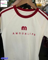 Áo thun kem chữ M