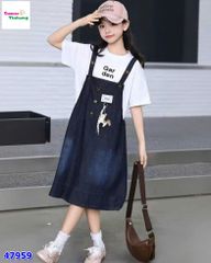 Set yếm jean DDH, áo trắng Garden