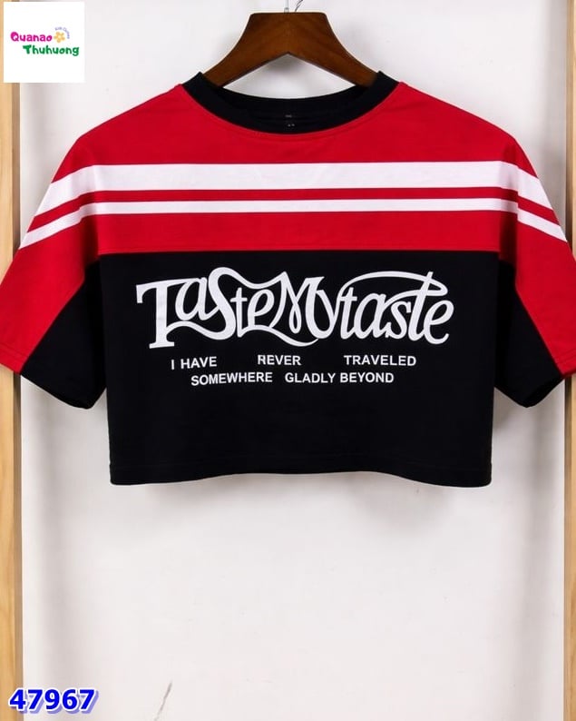 Áo croptop Chaoboy đen tay đỏ