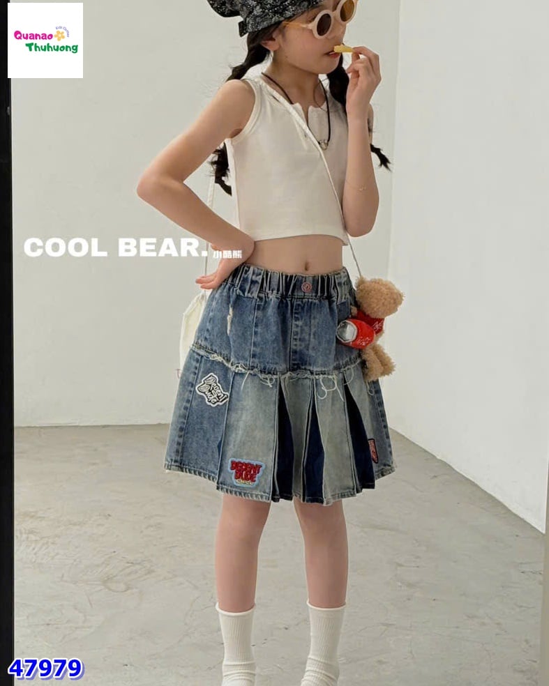 Chân váy jean CB chữ đỏ