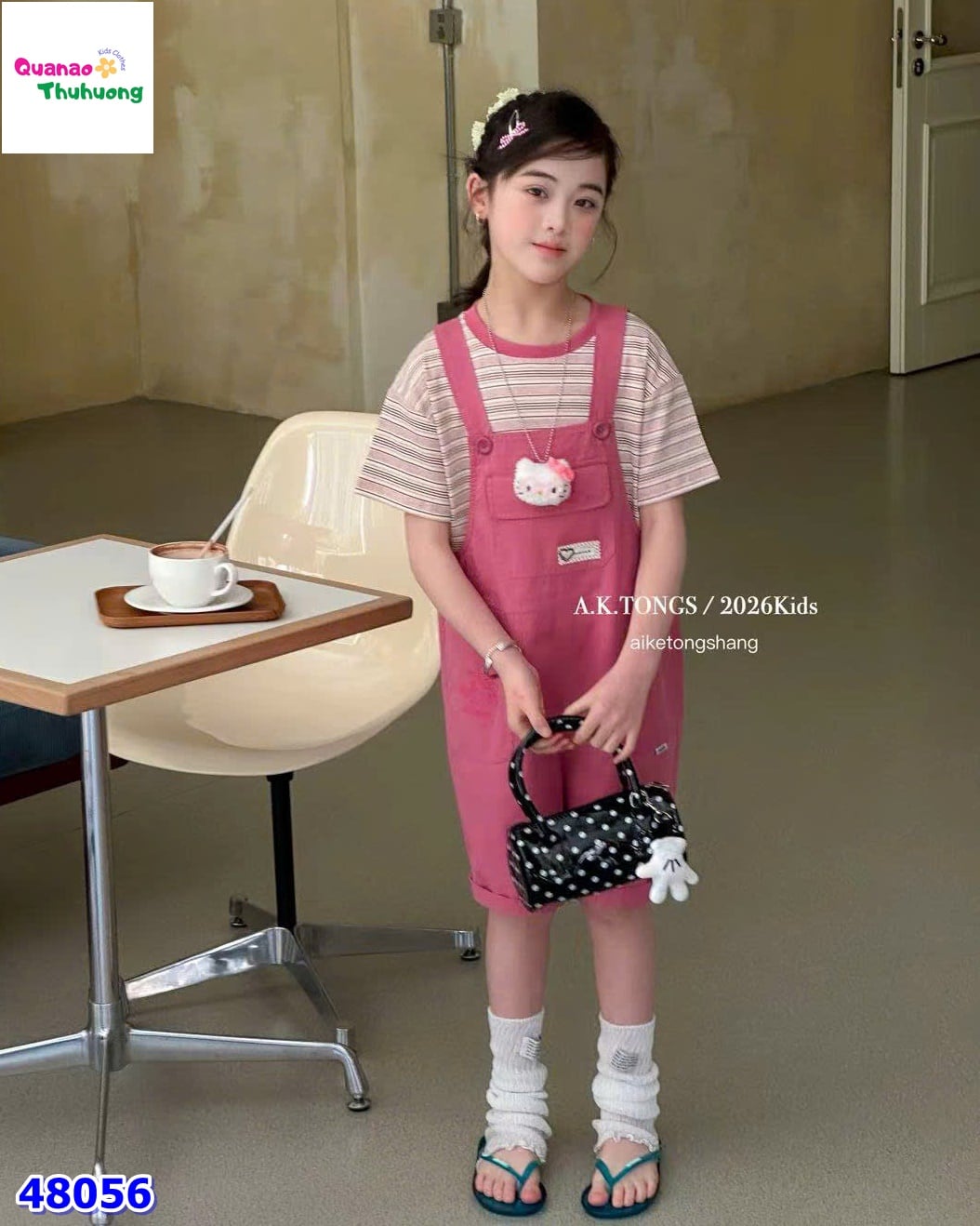 Set quần yếm hồng, áo sọc hồng