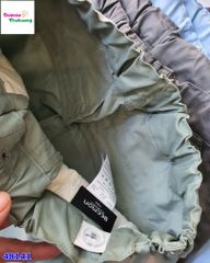 Short kaki Bee xanh đen