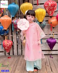 Áo dài June hồng thêu hoa