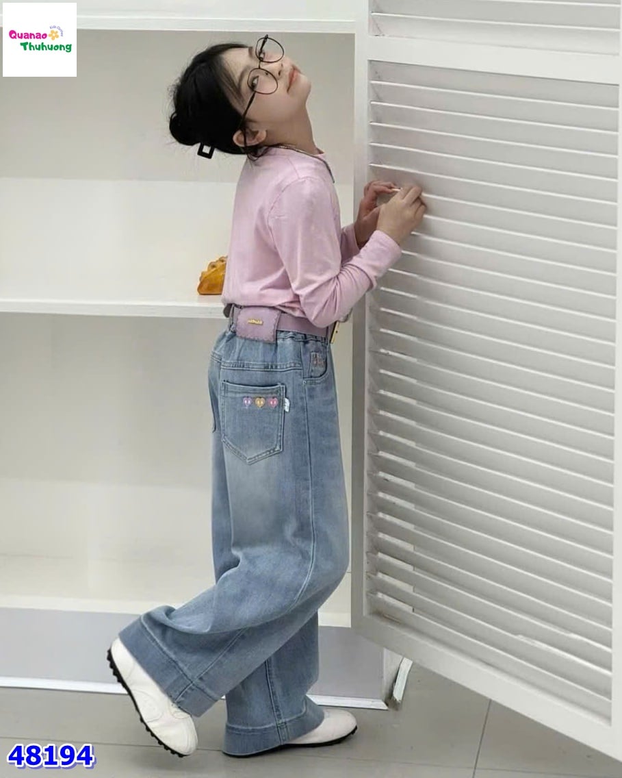 Quần jean dài xanh trái tim