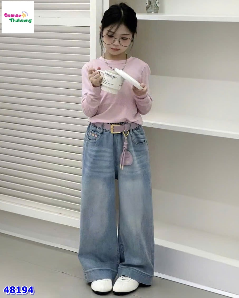 Quần jean dài xanh trái tim