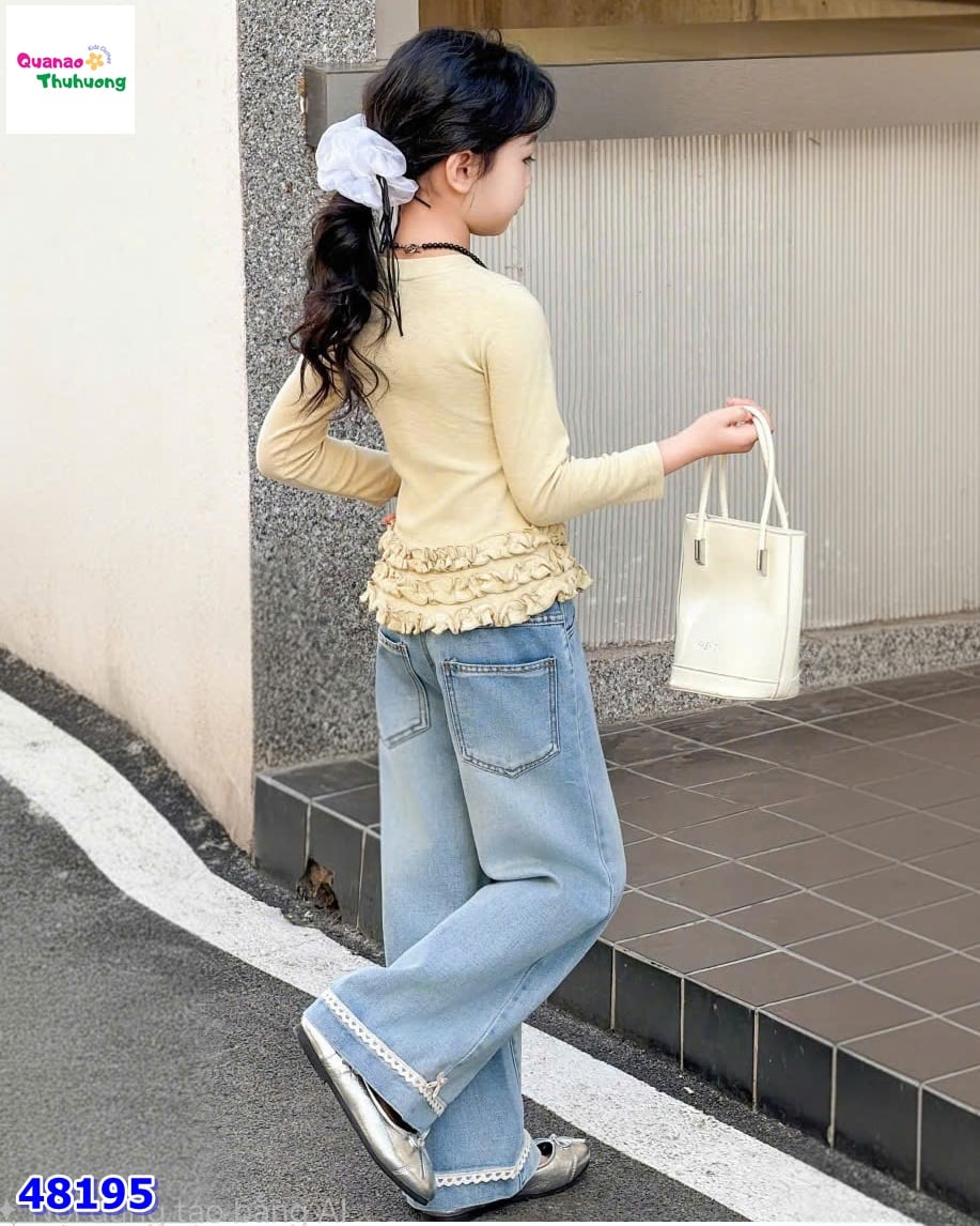 Quần jean dài xanh viền trắng