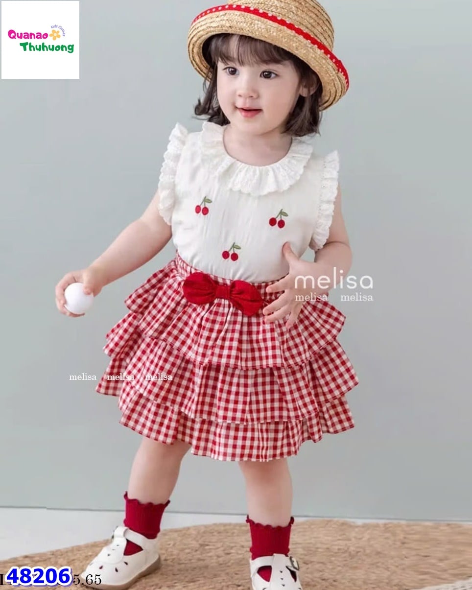 Set MLS trắng Cherry, chân váy caro đỏ