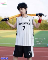 Bộ thể thao sọc trắng Infinite 7