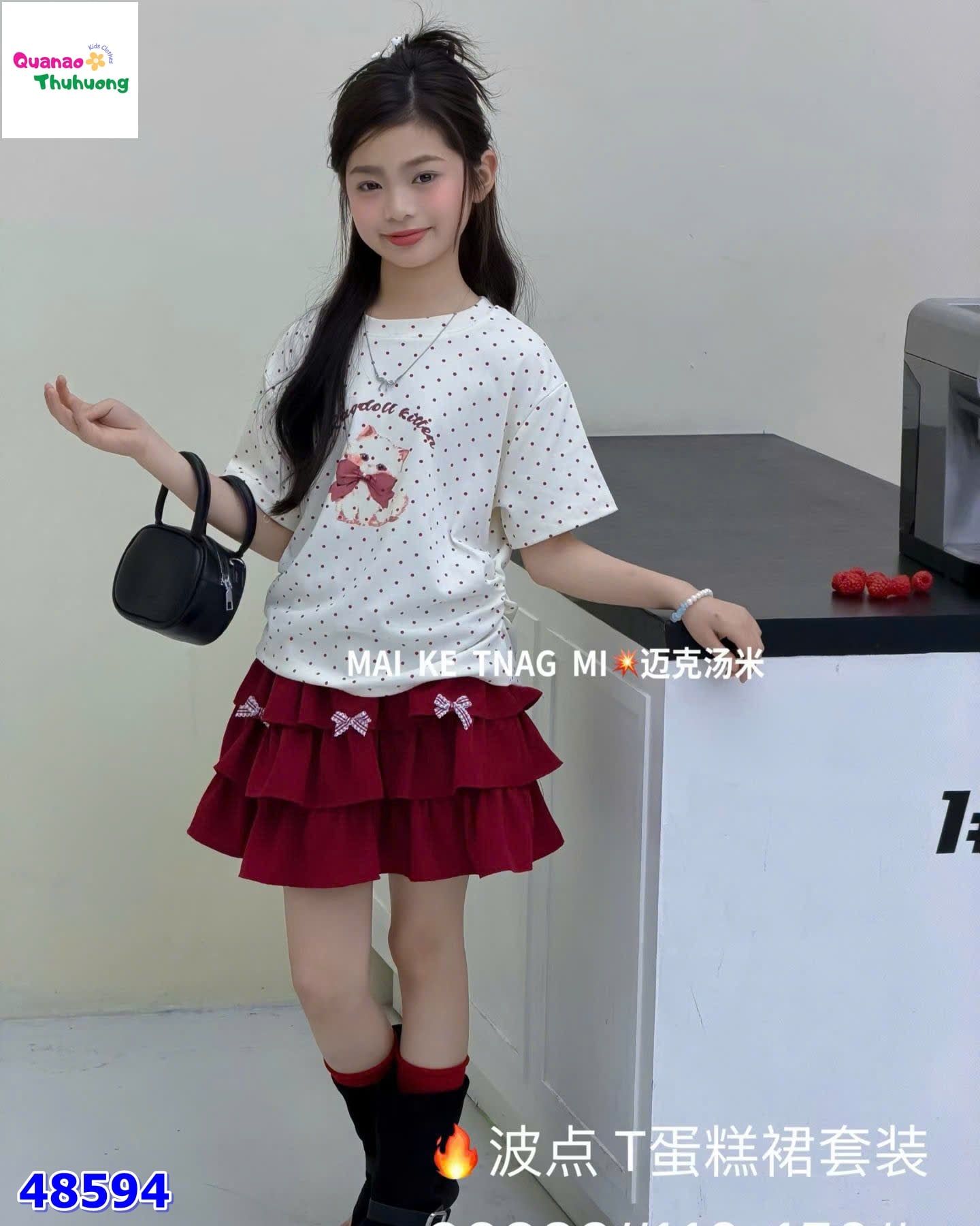 Set áo kem chấm bi mèo nơ đỏ